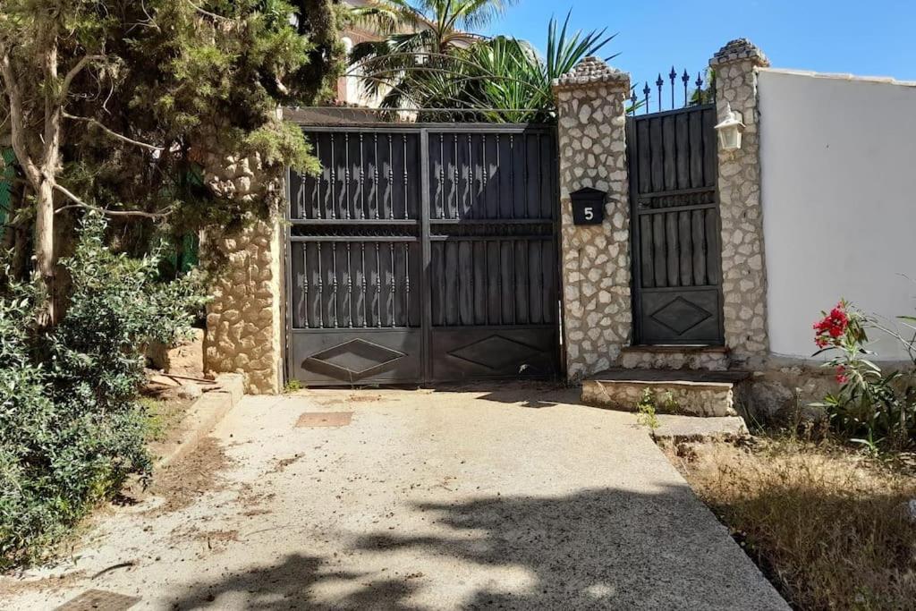 Valle de Abdalagís Charming House With Pool & Barbecue 빌라 외부 사진